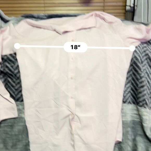 Uniqlo Button Down Blouse Size Small Light Blue - Picture 5 of 6